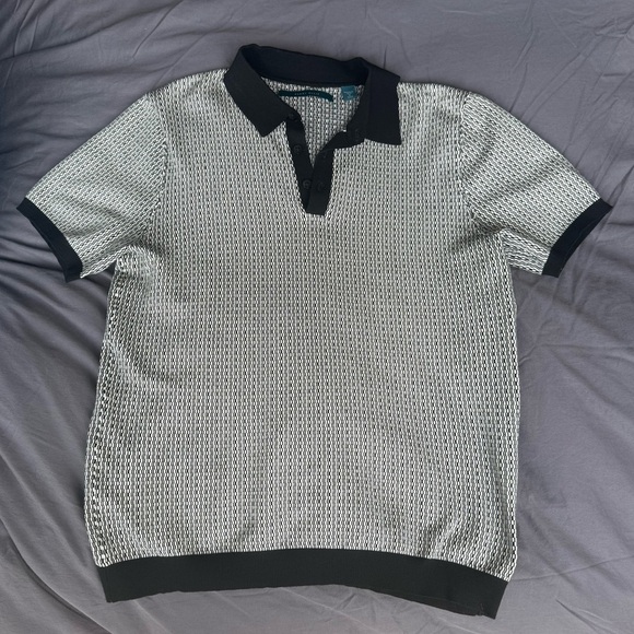 Perry Ellis Geometric Pattern Polo Sweater - Picture 2 of 4